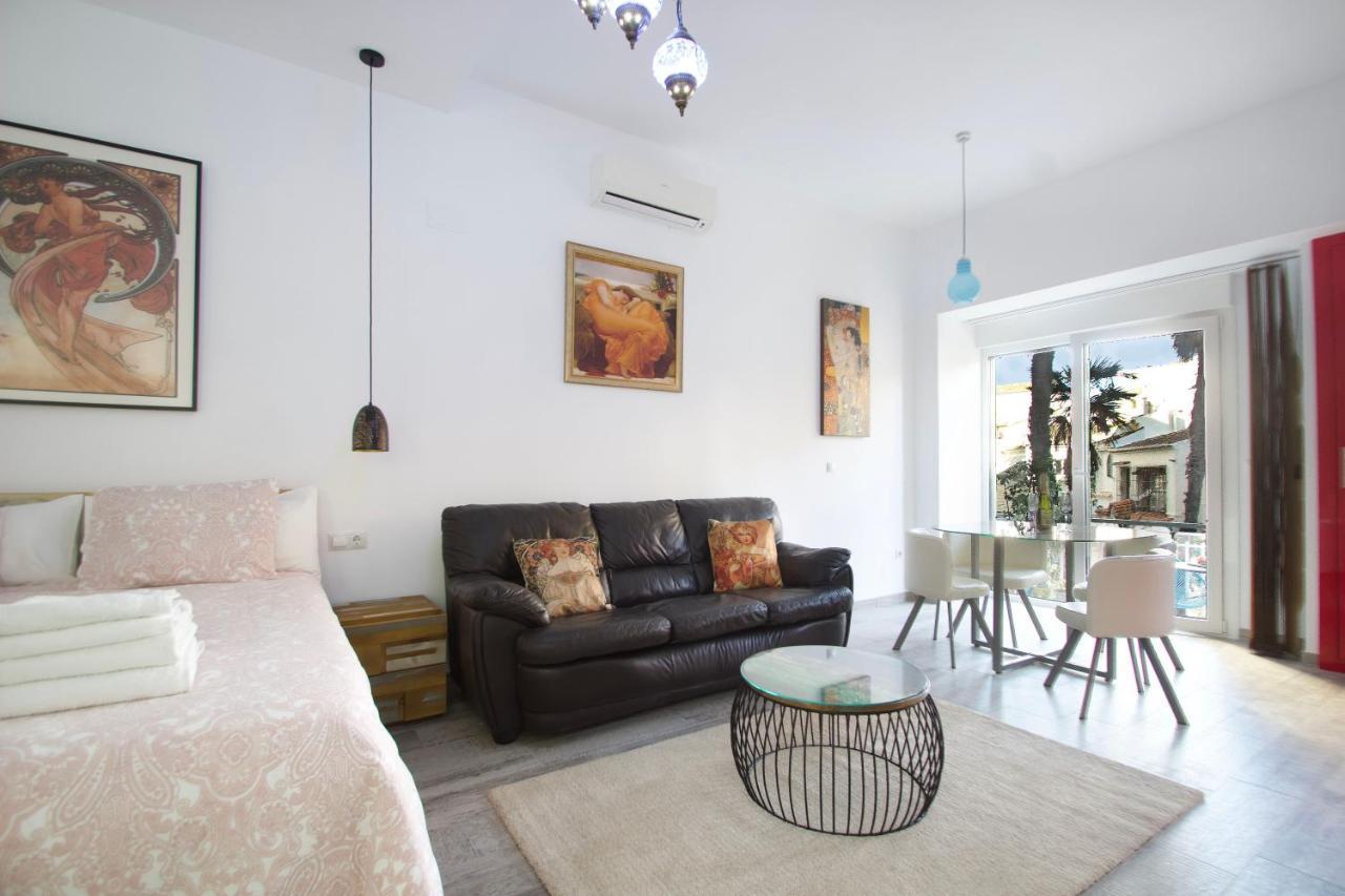 Spacious Studio In The Heart Of La Nogalera Torremolinos Luaran gambar